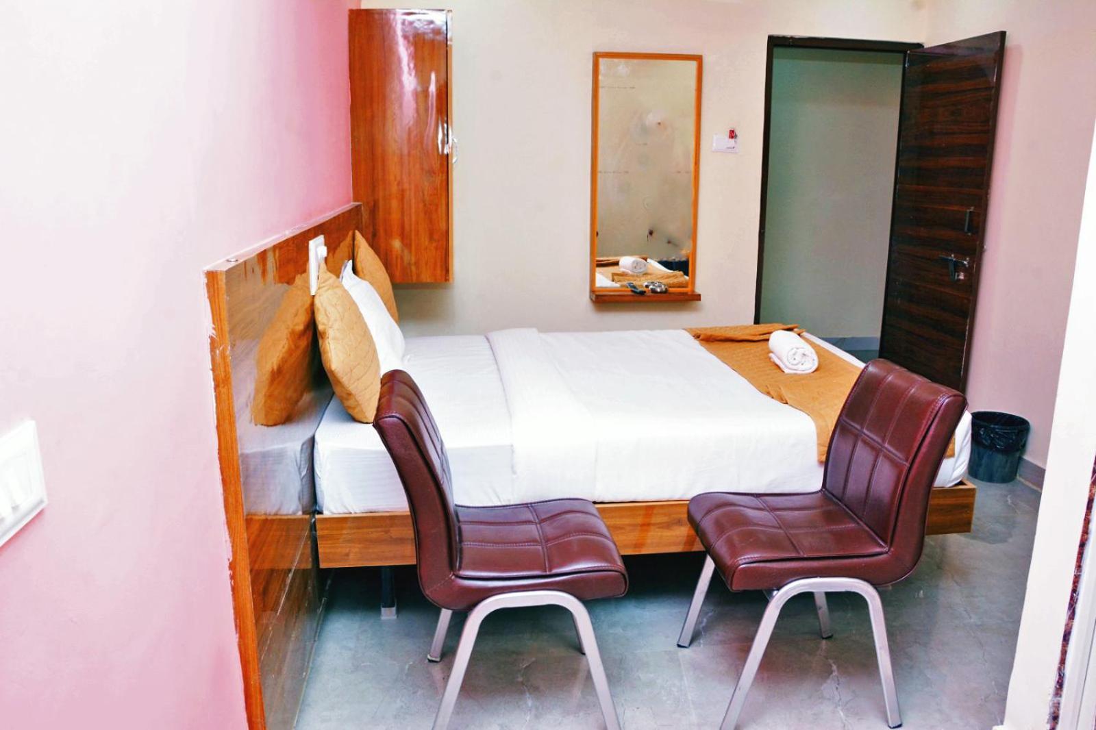 Udupi Deluxe Lodge Gulbarga Kalaburagi Exterior photo