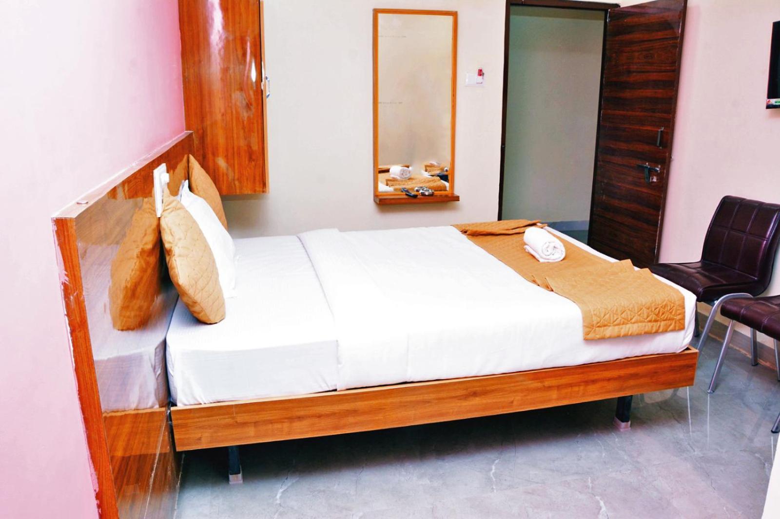 Udupi Deluxe Lodge Gulbarga Kalaburagi Exterior photo