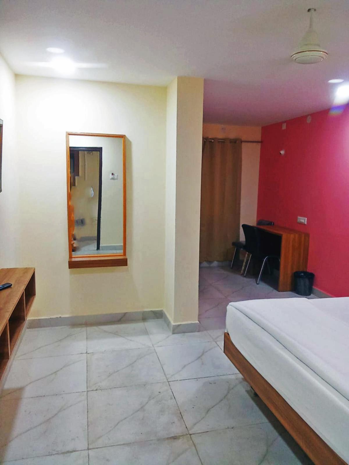 Udupi Deluxe Lodge Gulbarga Kalaburagi Exterior photo